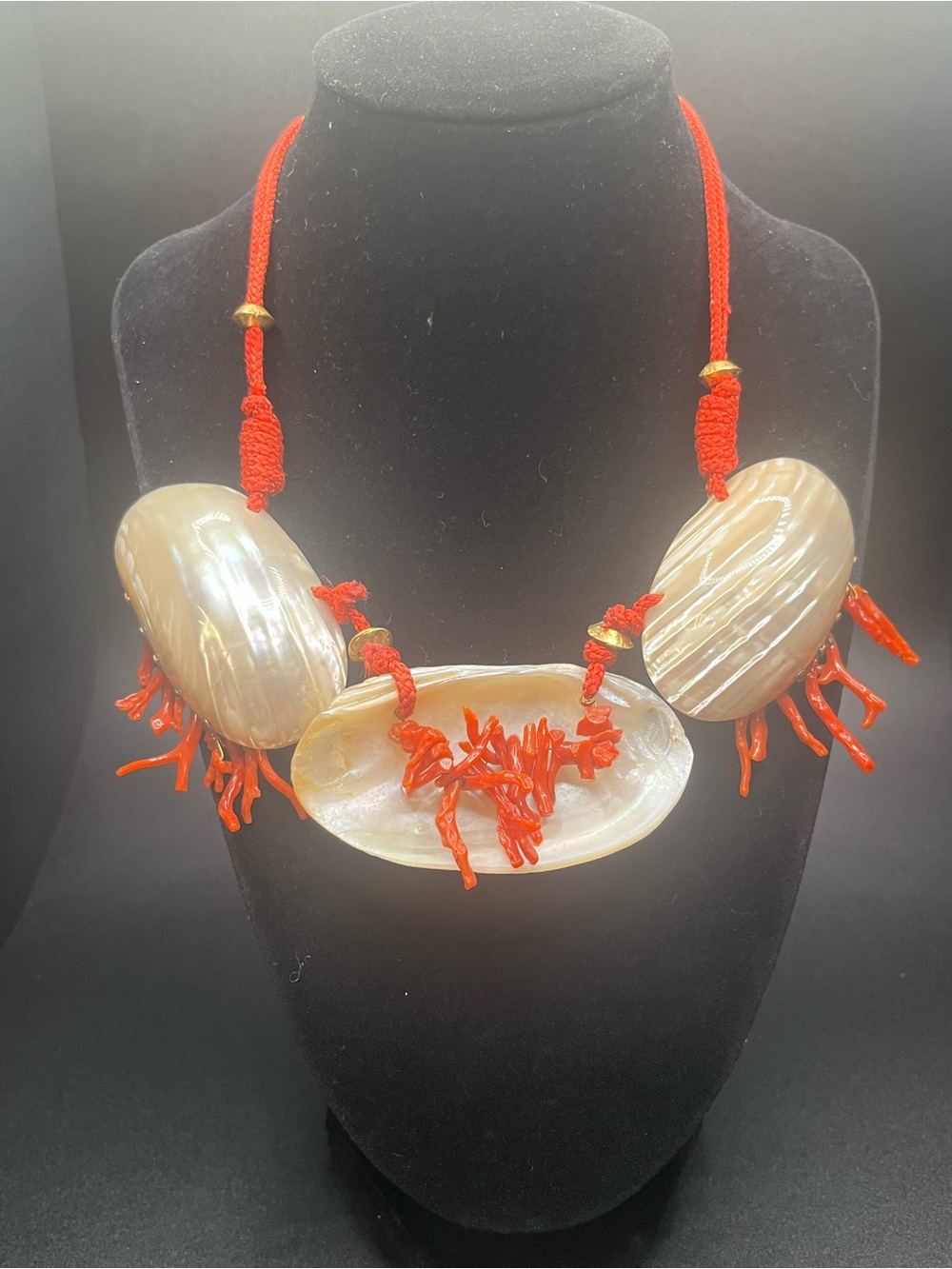 Vintage Genuine Coral Mother of Pearl Statement Necklace LC